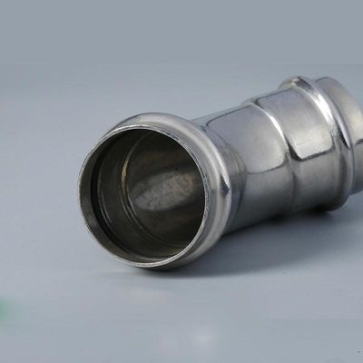 2Mpa acanaló el codo inoxidable de la tubería de acero de las instalaciones de tuberías estándar del ANSI de 45 grados